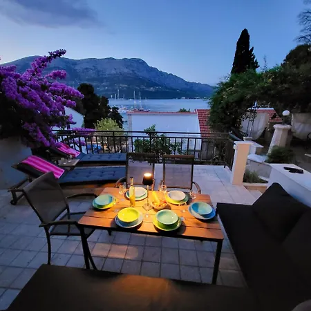 Mila In Daire Korčula